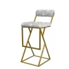 Silla_Periquera_RotZelle_Blanco_Transp_001_aros_m